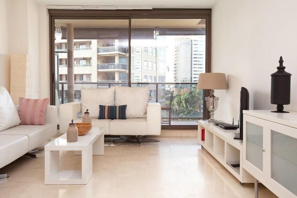 Akira Flats Diagonal Mar Apartments Barcelona Exterior photo