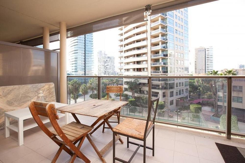 Akira Flats Diagonal Mar Apartments Barcelona Exterior photo